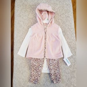 Carter's 3 Piece 18M Outfit